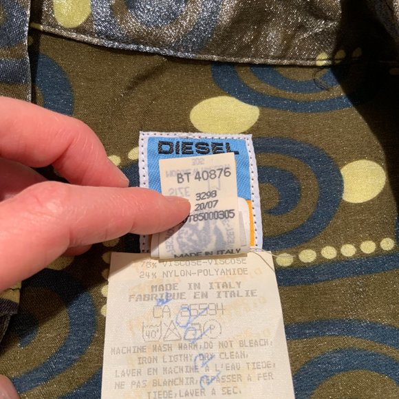 Women's Vintage Diesel Button Up Shirt Blouse Shiny Printed Long Sleeve Size M - Picture 8 of 11